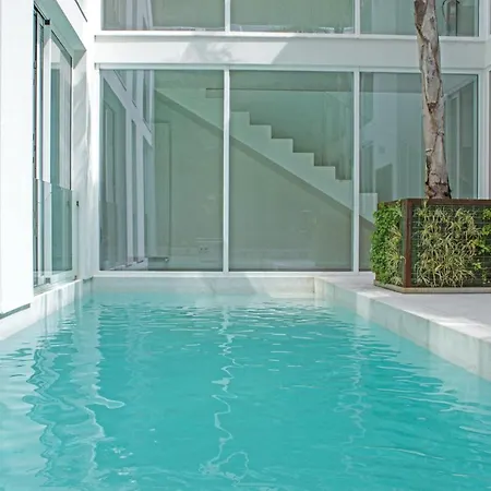 Marvila Town House Sleeps 10 With Pool Air Con And Wifi * ליסבון