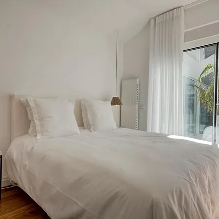 בית נופש Marvila Town House Sleeps 10 With Pool Air Con And Wifi